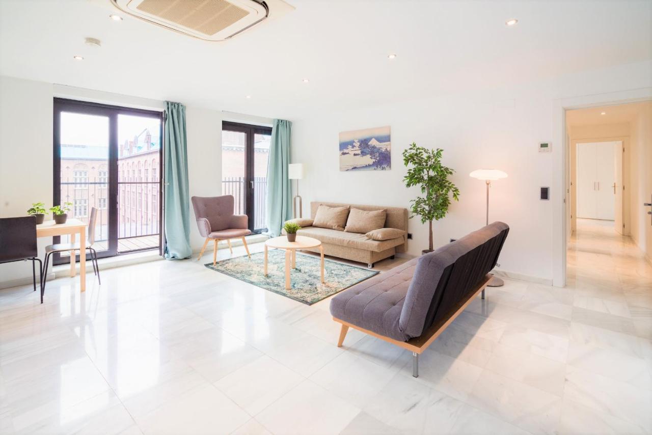 Marble Lodge Apartments In The Center Of アントウェルペン エクステリア 写真